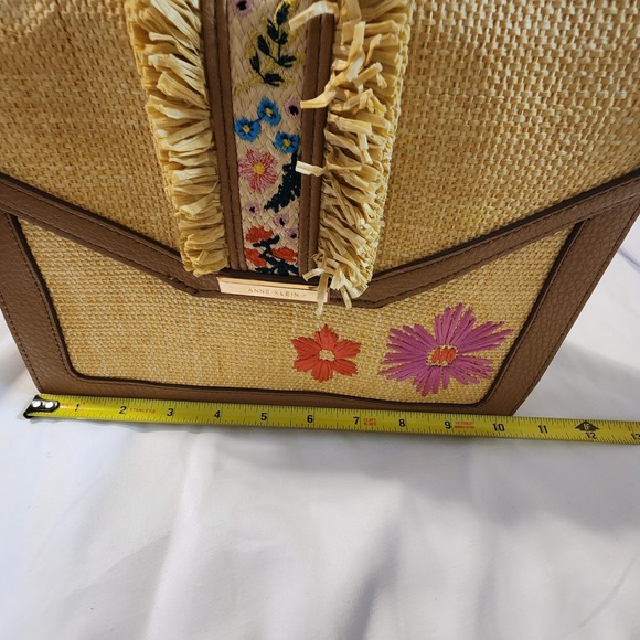 Anne Klein‎ Carrie Fringe Floral Straw Raffia Embroidered Satchel - - Picture 8 of 16